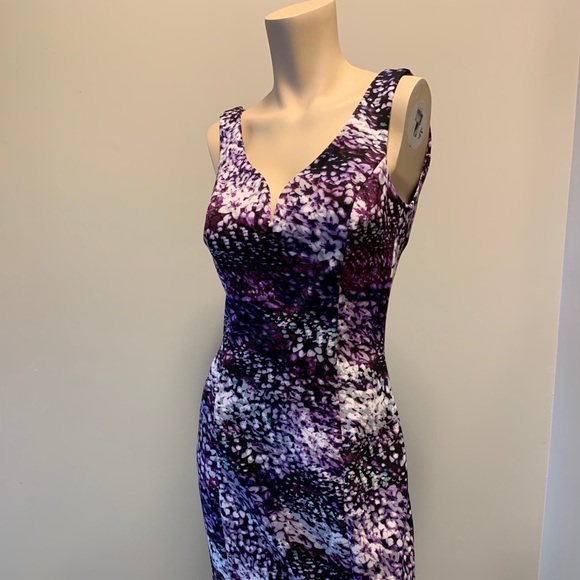 GUESS plunge dress - Picture 2 of 5